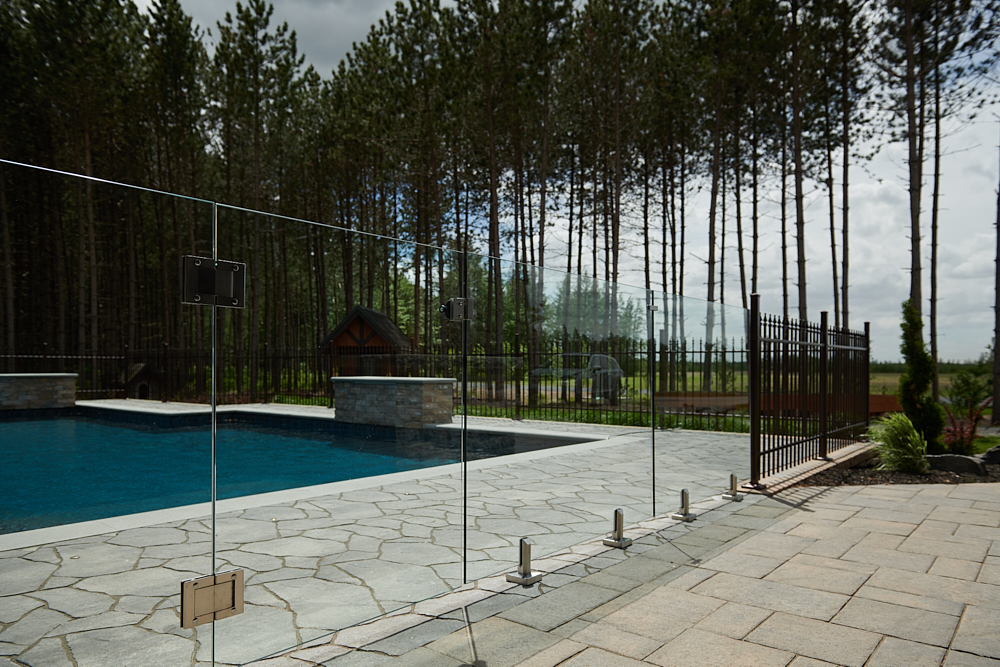 Enceinte, clôture de piscine ornementale aluminium, clôture frost